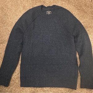 Men’s Abercrombie and fitch sweaterer XS